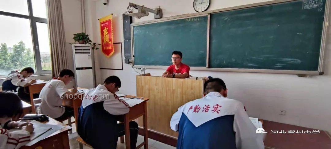 高考学子寓意习俗：给荔高粽